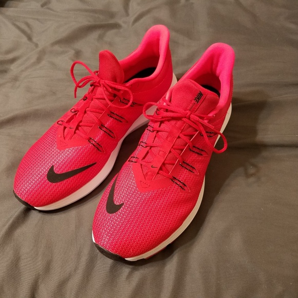 Nike 2018 red running shoes - Picture 8 of 8